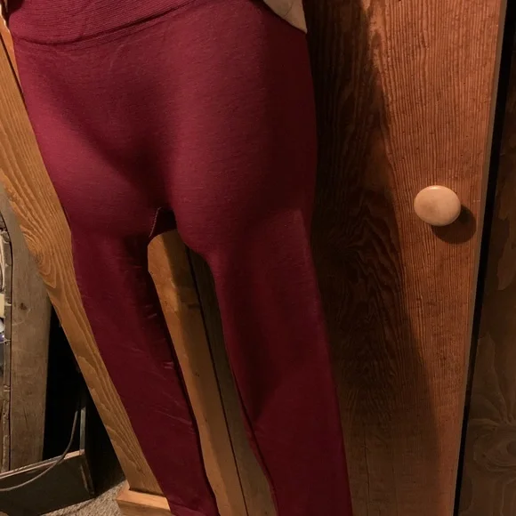 NWOT Fleece Lined Leggings - Picture 5 of 11